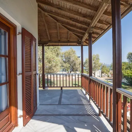 Papapostolou * إيريسوس