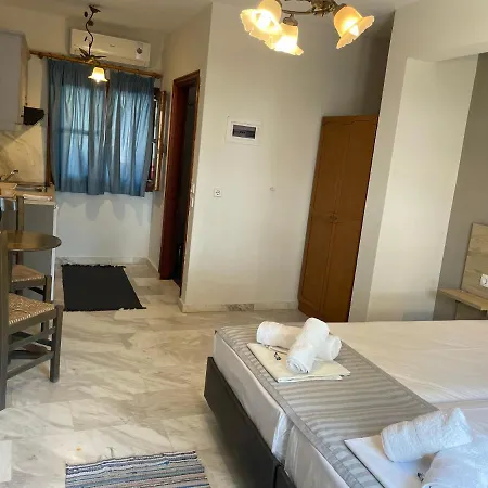 Papapostolou Apartment *